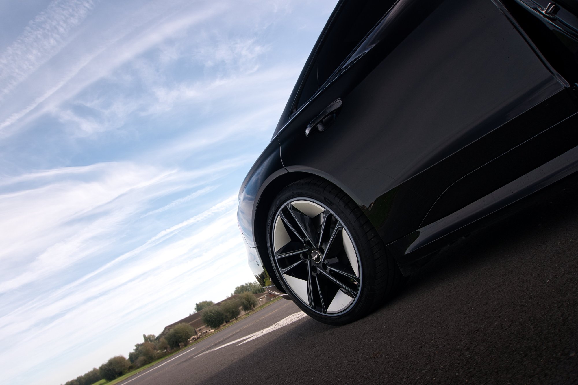 Audi GT E-tron - foto 9