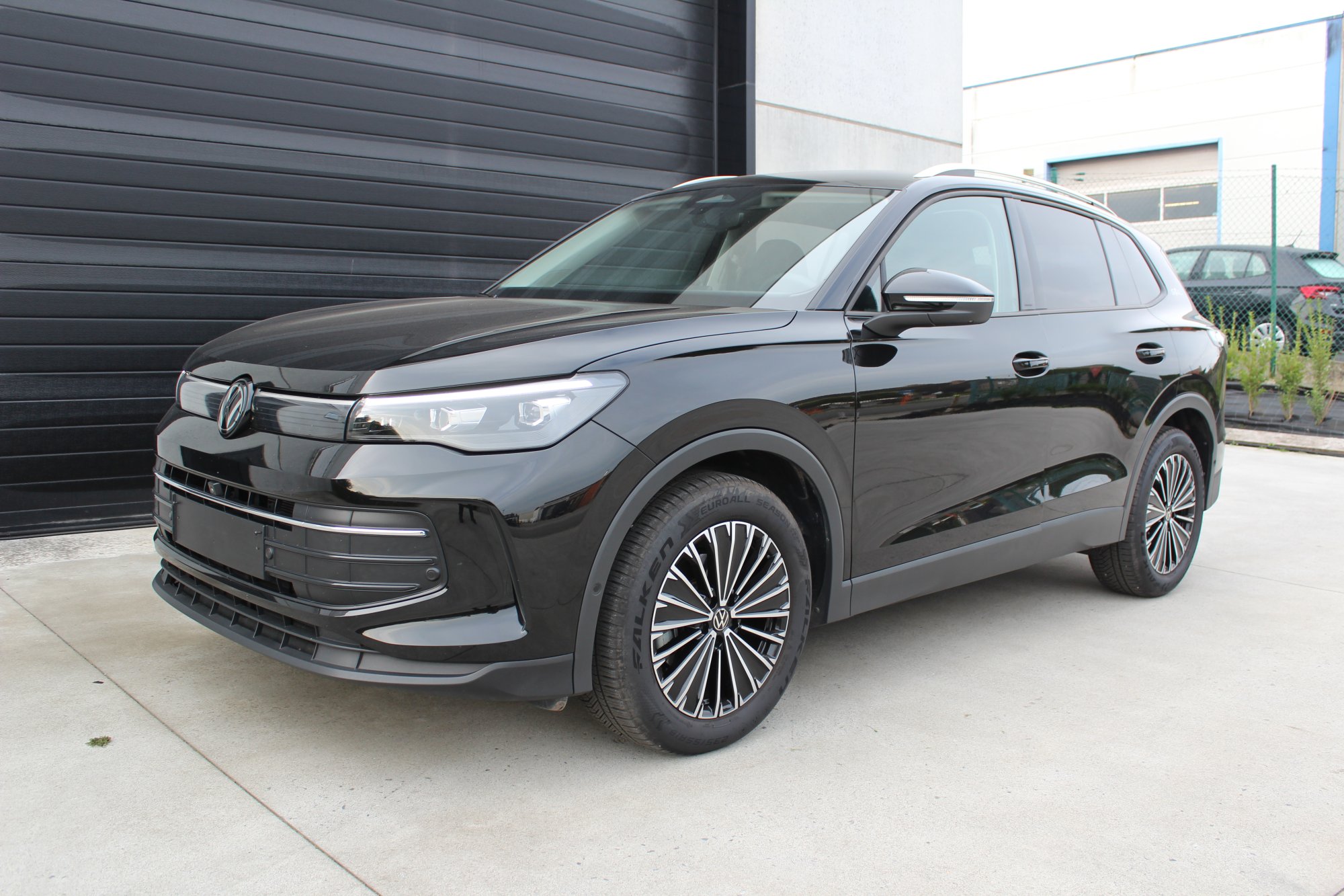 Volkswagen Tiguan - foto 4