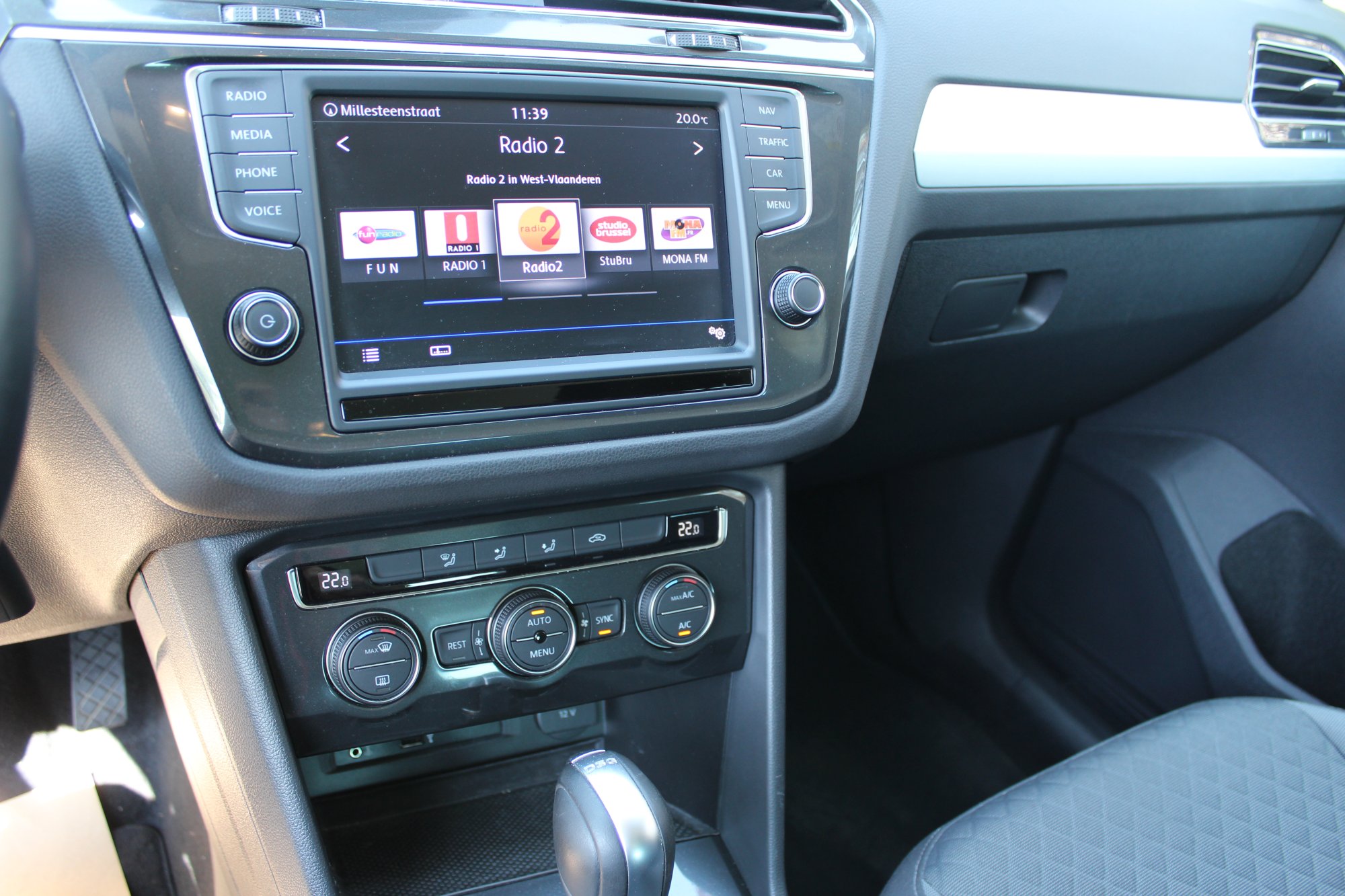Volkswagen Tiguan - foto 13