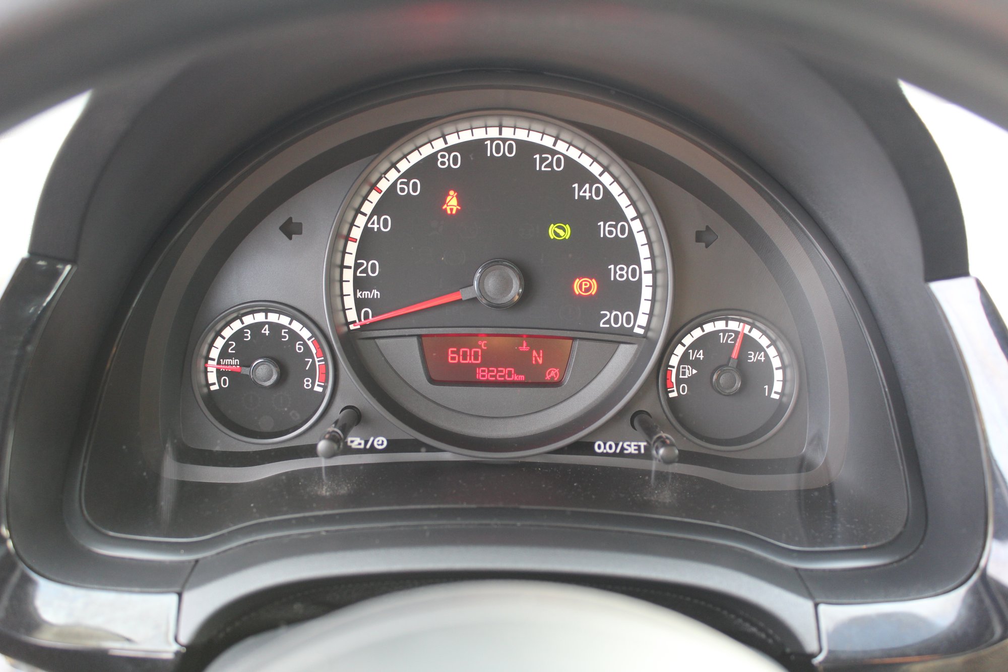 Volkswagen Up - foto 11