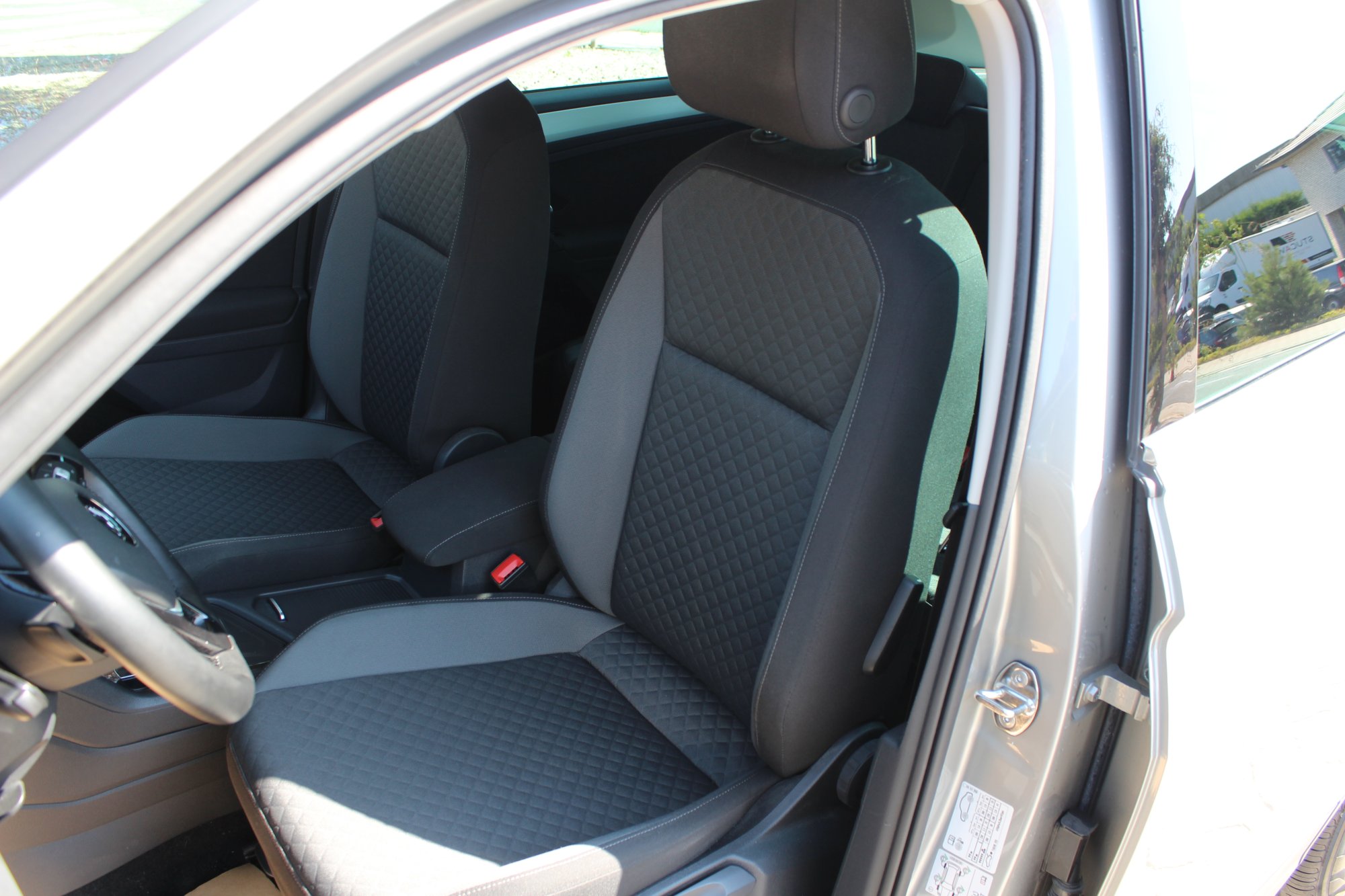Volkswagen Tiguan - foto 15