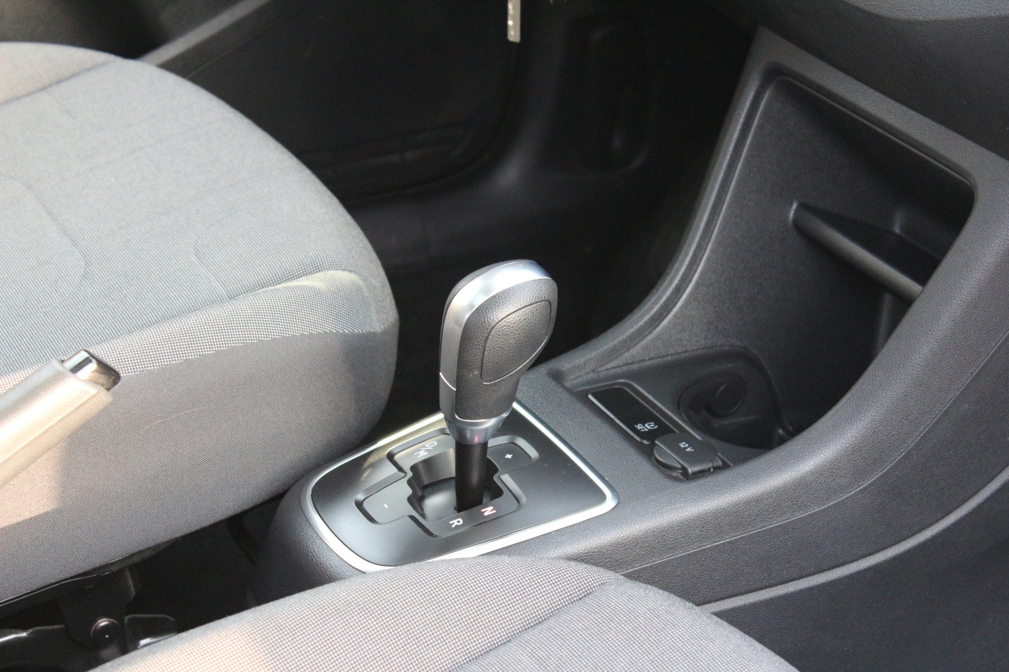 Volkswagen Up - foto 8