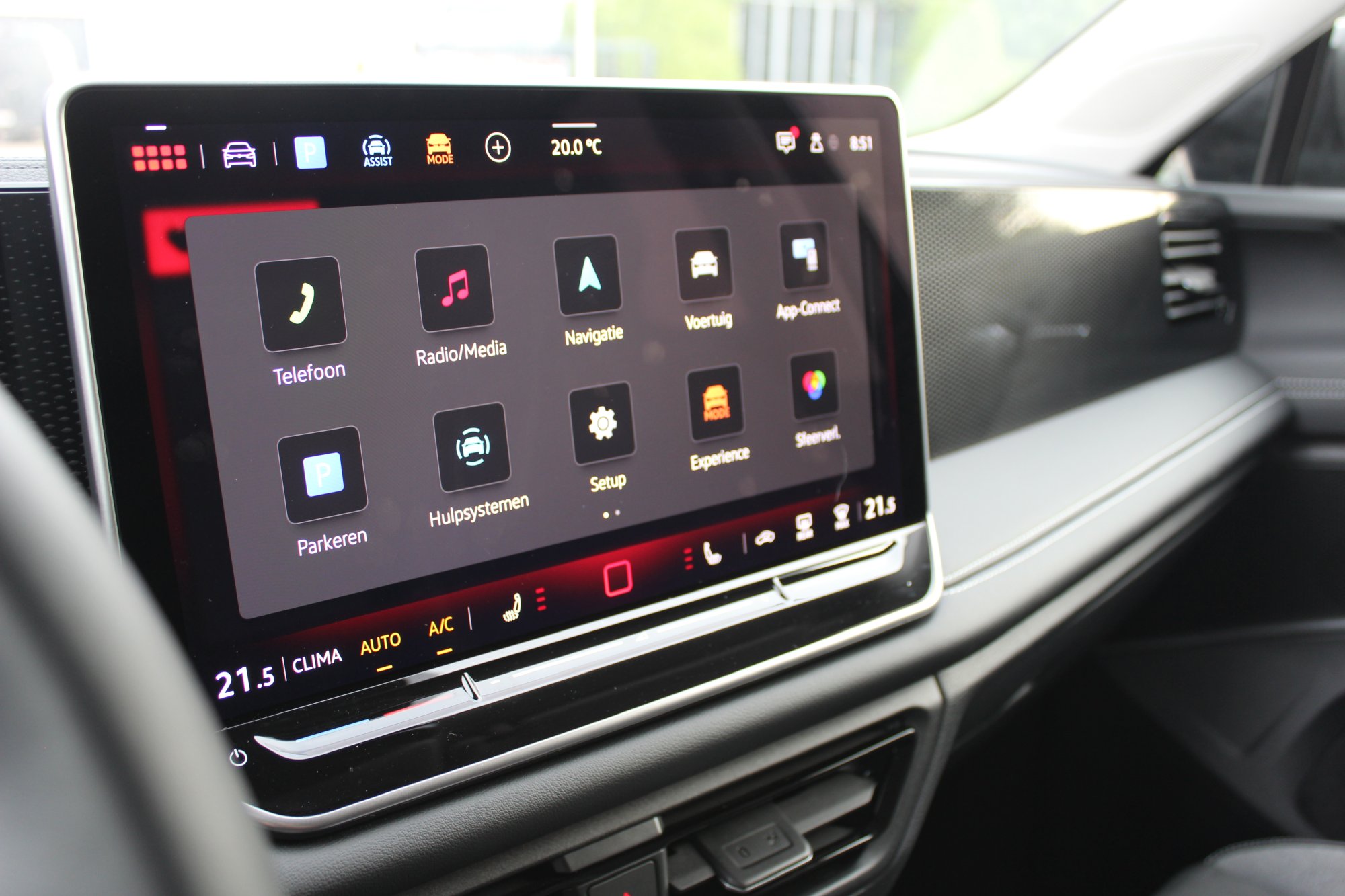 Volkswagen Tiguan - foto 14