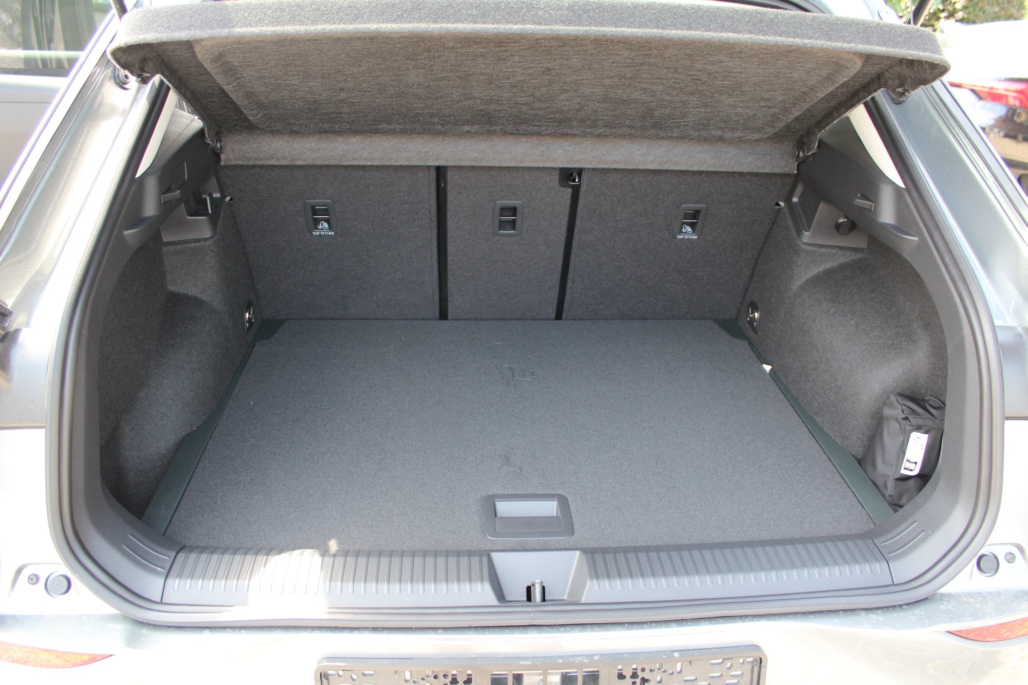 Volkswagen T-Roc - foto 11